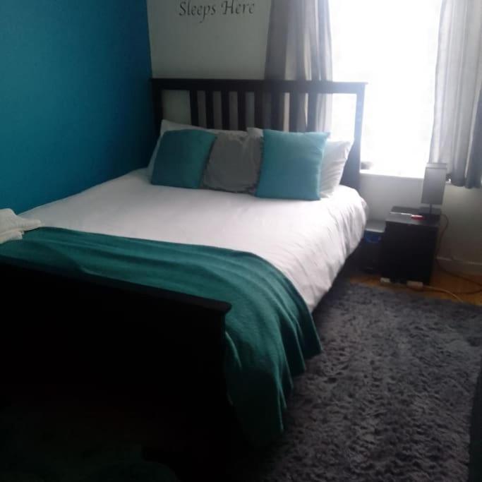 3 Bedroom Brixton Apartment London Bagian luar foto